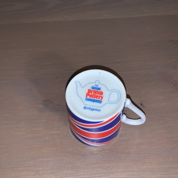 The Great British Pottery Company Elgate United Kingdom Flag Mini Mug - Picture 7 of 10